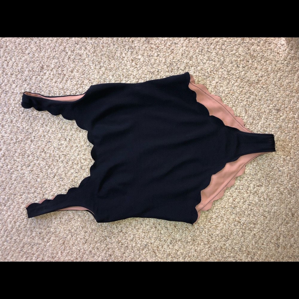 Marysia one piece swimsuit size large
